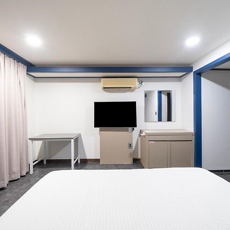 Noblesse Hotel Чеджу Екстериор снимка