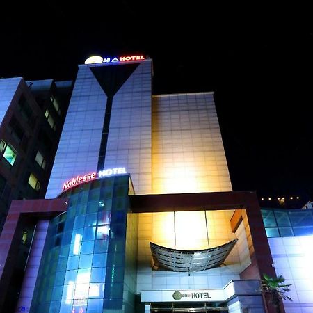Noblesse Hotel Чеджу Екстериор снимка