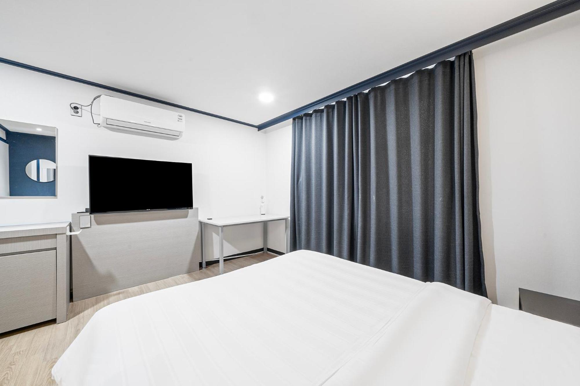 Noblesse Hotel Чеджу Екстериор снимка