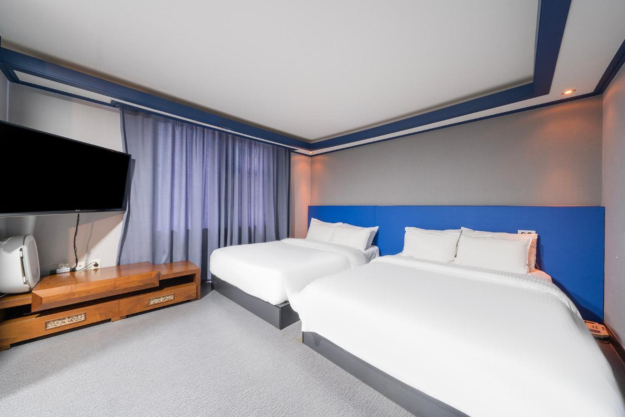 Noblesse Hotel Чеджу Екстериор снимка