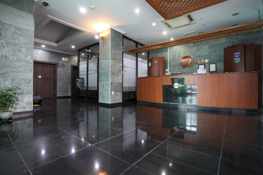 Noblesse Hotel Чеджу Екстериор снимка