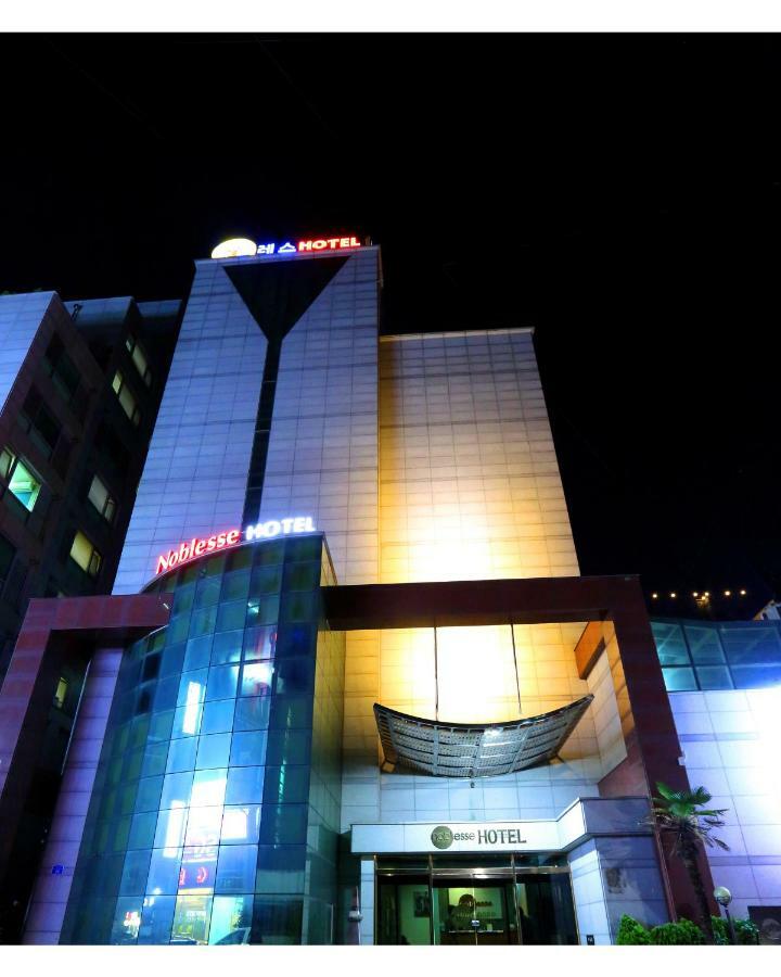 Noblesse Hotel Чеджу Екстериор снимка